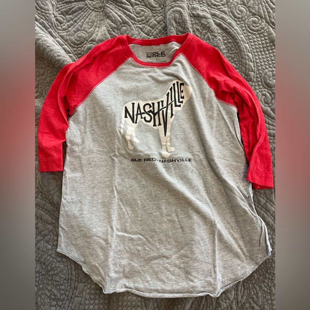 Ole Red Nashville boys tee L